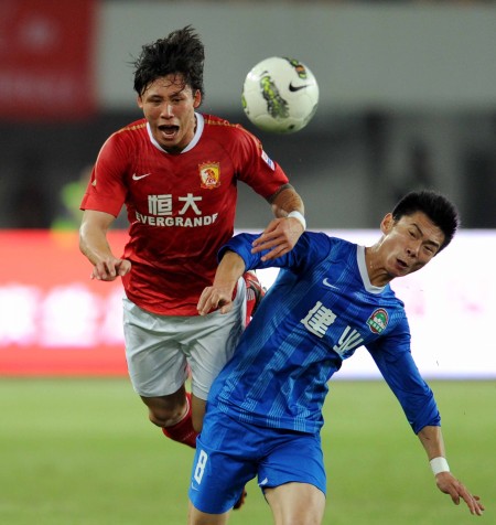 T1 击败 Invictus Gaming 晋级 2025 年全球总决赛小组赛